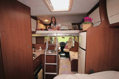 Review of the CI S-Line 670 Family 2012 Motorhome - Caravan Guard Blog
