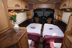 IH J220 motorhome beds