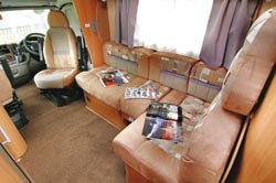 Swift Kon-Tiki front lounge