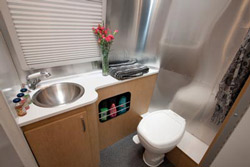 Airstream Bambi washroom