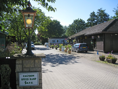 Entrance to Lincoln Farm Park