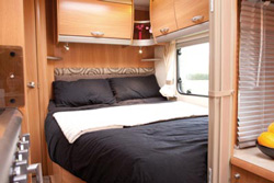 Swift Challenger 570 Bedroom