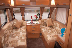 Swift Challenger 580 Lounge