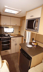 Bessacarr E435 kitchen