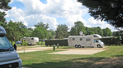 Large motorhomes accomodated