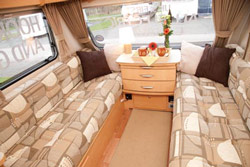 The double settee in the Xplore