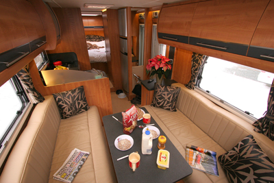 Auto-Trail Comanche lounge/dining area