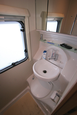 Elddis Autoquest Washroom