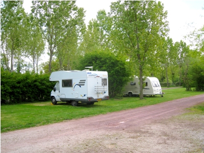 Most pitches are hedge or tree-lined