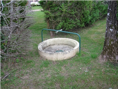 Water and waste water disposal is adjacent to most pitches