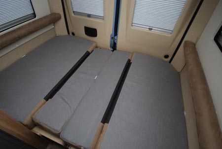 autocruise bed