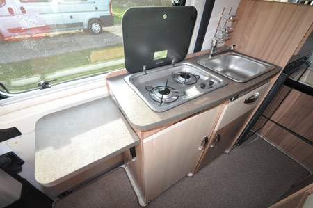 Pilote F600DGA Motorhome Kitchen