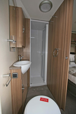 Sterling Eccles Sport 584 Caravan Shower Room