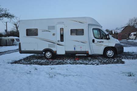 Pilote Reference P716LPR Motorhome