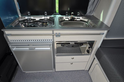 Bilbo's-celex-Volkswagen-camper-kitchen-unit