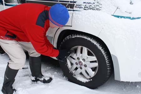 Checking motorhome tyres