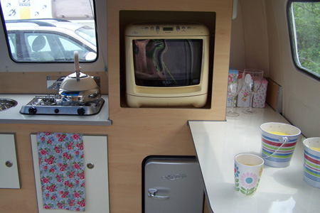 2013 Dub-Box Caravan