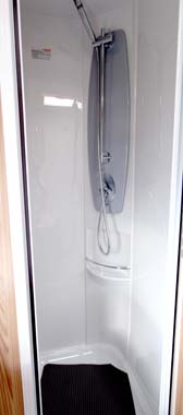 Coachman Vision 560-4 Caravan Shower room