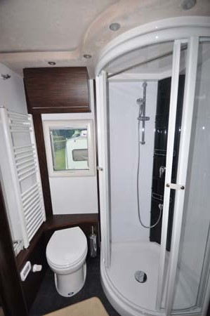 Concorde Charisma III 900LS Shower Room