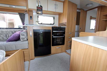 Lunar Quasar 564 Caravan Kitchen