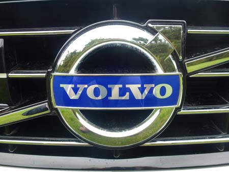 Volvo V60 Hybrid Leads
