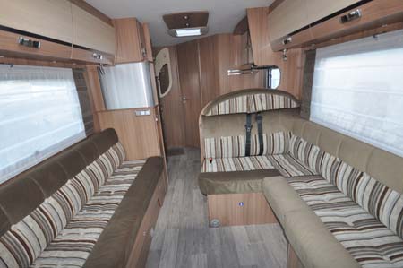 Pilote Reference G690LR Motorhome - lounge area looking back