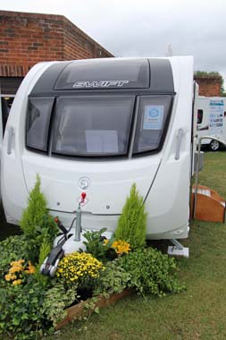 2014 Swift Challenger SE 565 caravan review thumbnail