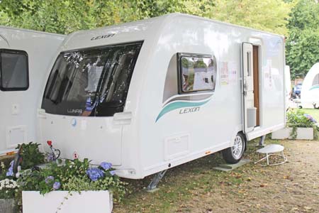 Lunar Lexon 470 Exterior 1