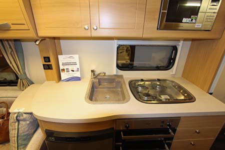 Elddis Compass Rallye 554 Kitchen