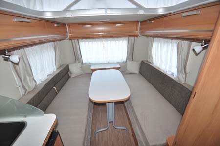 Eriba Touring 540GT - Dining