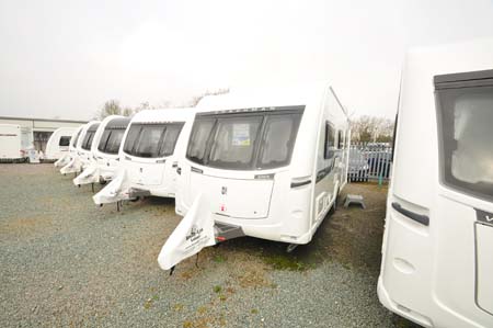 Coachman Vision Xtra 520 exterior