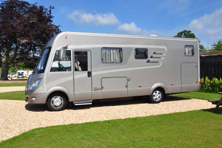 Hymer Starline Exterior 2