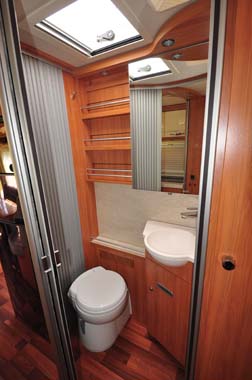 Hymer Starline Washroom