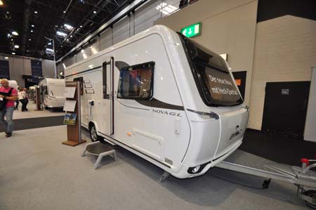 Hymer Nova 580 Exterior