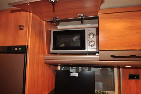 Hymer Nova 580 Microwave