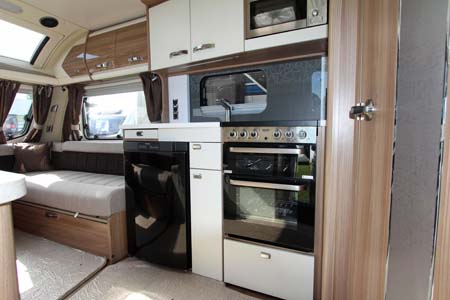 Swift Elegance 480 Kitchen