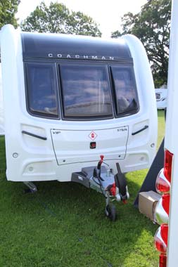 Coachman VIP 575 Exterior