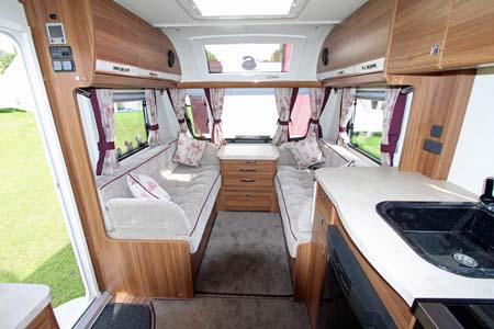 Elddis Affinty 540 Interior Looking Forward