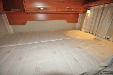 Hymer Exsisi 414 Bed