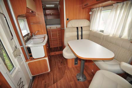 Hymer Exsisi 414 Interior