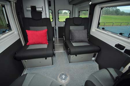 Adria Twin 500 S Seating 2