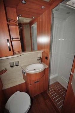 Hymer T-SL 668 Washroom