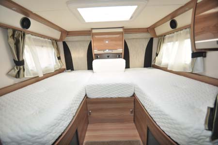 Swift Kon-Tiki 635 Beds