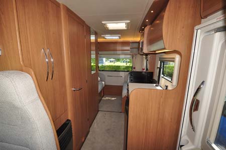 Auto-Trail Imala 720 Interior