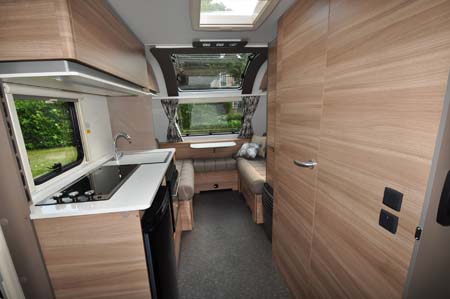 Adria Altea Eden 472DS Interior