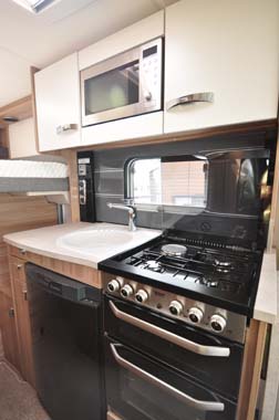 Swift Rio 325 kitchen