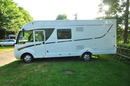 Itineo SB700 motorhome exterior