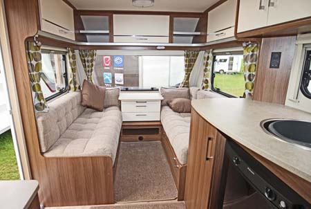 Lunar Venus 570 Interior