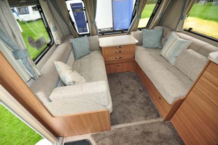 Coachman Laser 650 Lounge