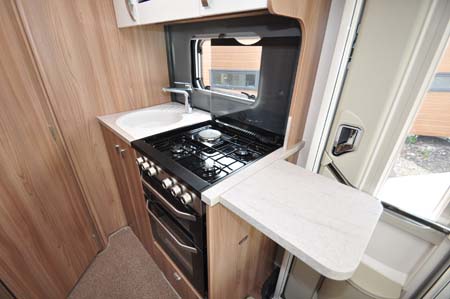 Swift Rio 310 kitchen